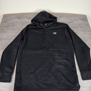 New Balance Men’s Black Hooded Pullover Jacket